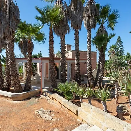 펜션 Dimora Sunset Con Trullo - Salento Reservation