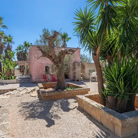 Дом отдыха Dimora Sunset Con Trullo - Salento Reservation